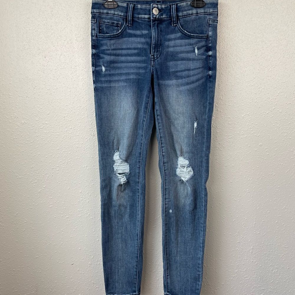 So Distressed Skinny Jeans Size 7/28W EUC
